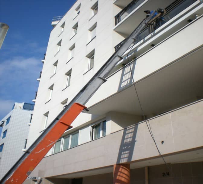 monte-meuble pour chantier à proximité (99)